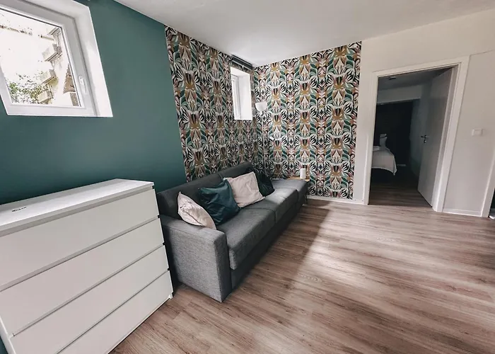 דירה Sali-bayreuth - Sm9 Charming Near Zoo In With Terrace, Free Wi-fi & 24-hour Front Desk